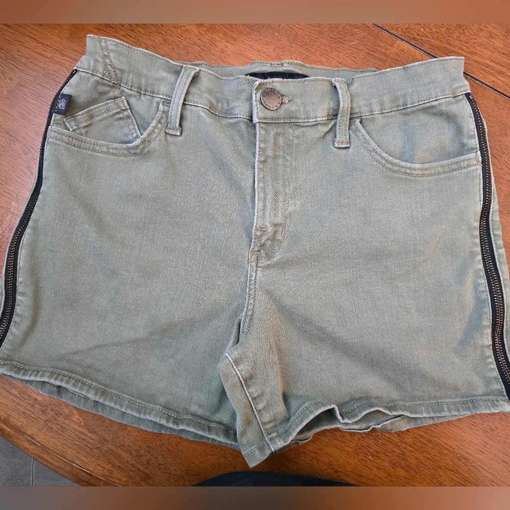 Rock and Republic Kimber Shorts Size 12